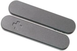 Daily Customs 58.2 Plain, Titanium P10009489 Victorinox Scales