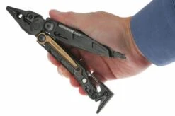 Leatherman MUT (Military Utility Tool) Black EOD 18 Leatherman MUT (Military Utility Tool) Black EOD -Chic Knife Store LE6096 BKMNS 08 leatherman mut black eod le6096 bkmns d8