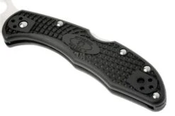 Spyderco Delica 4 C11PBK Saber Grind Pocket Knife -Chic Knife Store SP C11PBK 03 spyderco c11pbk delica d3