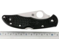 Spyderco Delica 4 C11PBK Saber Grind Pocket Knife -Chic Knife Store SP C11PBK 06 spyderco c11pbk delica d6
