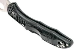 Spyderco Delica 4 Wharncliffe C11FSWCBK Serrated Pocket Knife -Chic Knife Store SPC11FSWCBK 05 spyderco spc11fswcbk 05