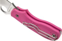 Spyderco Squeak Pink C154PPN Pocket Knife -Chic Knife Store SPC154PPN 05 spyderco