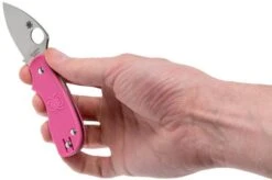 Spyderco Squeak Pink C154PPN Pocket Knife -Chic Knife Store SPC154PPN 07 spyderco