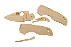 Spyderco Wooden Knife Kit C230 Lil Native WDKIT2, Wooden Pocket Knife -Chic Knife Store SPWDKIT2 03 spyderco