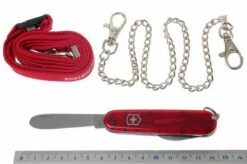 Victorinox Children's Folder, Red -Chic Knife Store VI5VO 2373 05 victorinox kinderzakmes rood vi5vo 2373 d5