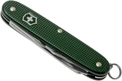 Victorinox Pioneer Alox Green 0.8201.24R4.KTE1 Knivesandtools Edition, Swiss Pocket Knife -Chic Knife Store VT0 8201 24R4 KTE1 05 victorinox