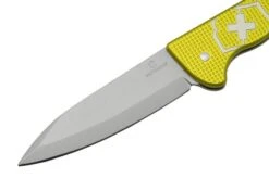 Victorinox Hunter Pro Alox Limited Edition 2023, 0.9415.L23 Electric Yellow, Hunter Pocket Knife -Chic Knife Store VT0 9415 L23 03 victorinox